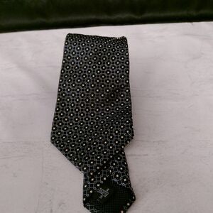 Daniel Cremieux Black and White Patterned Tie
